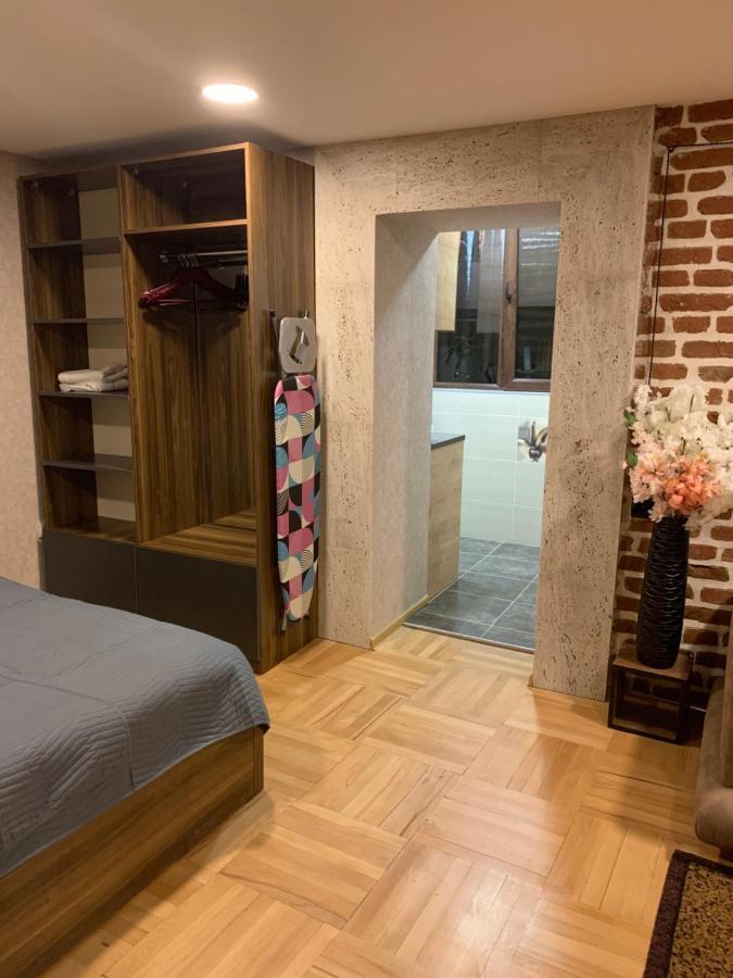 Appartement 12 Maksim Gorki Street à Tbilissi Extérieur photo